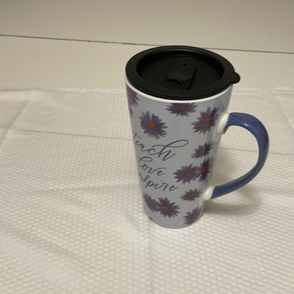 Modern Southern Home New Bone China Latte Mug with Lid - Picture 2 of 7